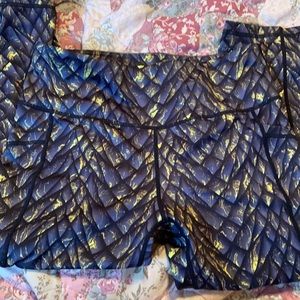 constantly varied gear dragon dawn capri